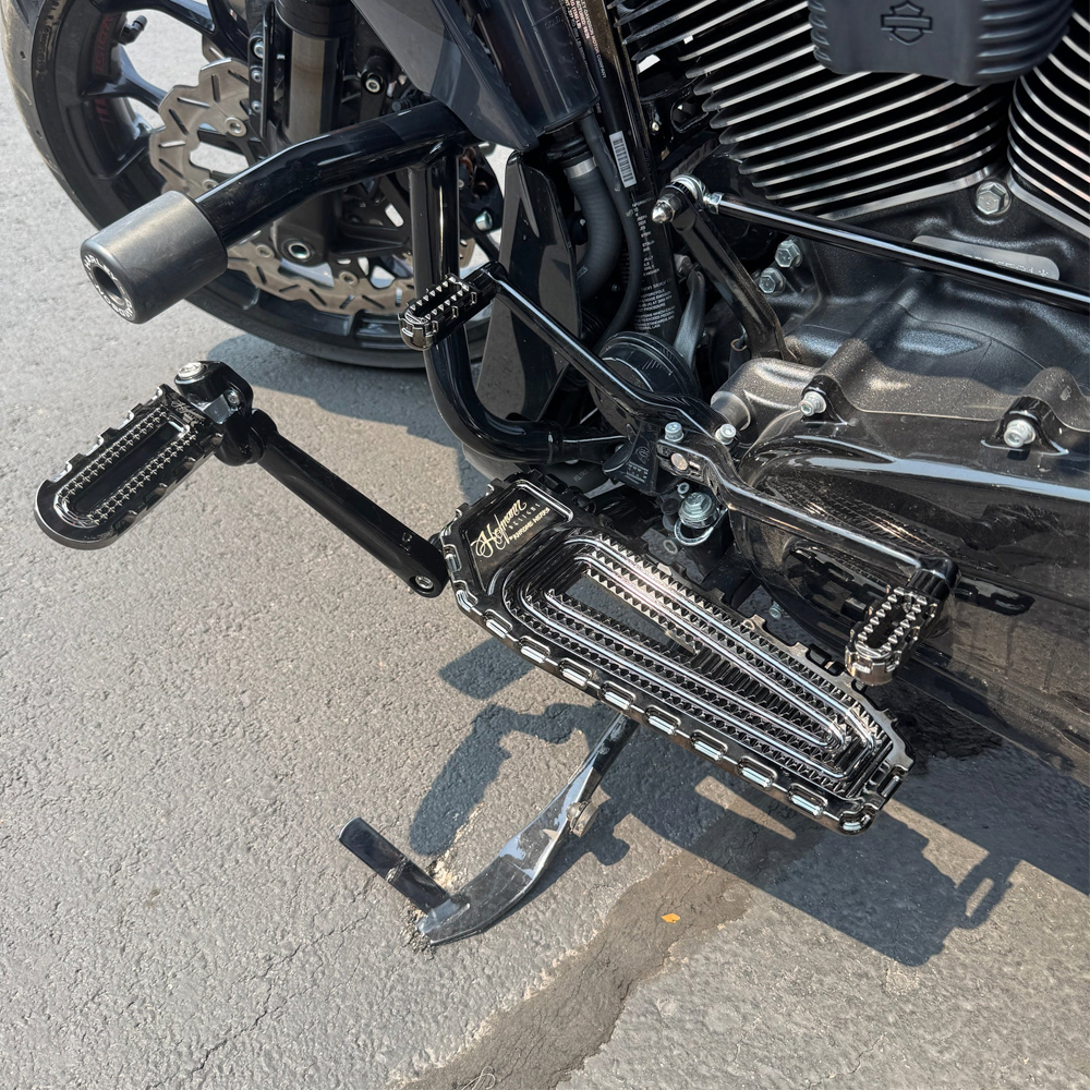 Hofmann Designs X Khrome Werks Foot Control Kit with Passenger Pegs or Mini Boards for Select '99-26 Harley Davidson Touring Motorcycles