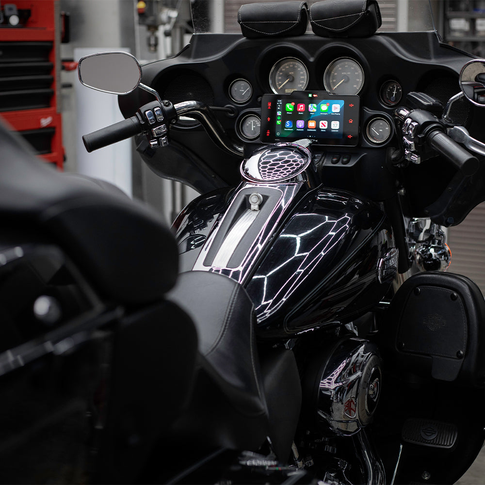 SoundStream Reserve WHD.SG Plug-N-Play Upgrade Headunit for 1998-2013 Harley Davidson® Street Glide with Wireless Apple CarPlay®, Android Auto® & SiriusXM Ready®